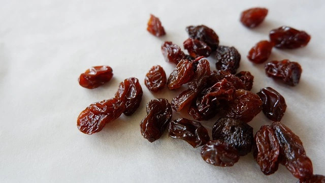 Iranian Raisins - Zaragro